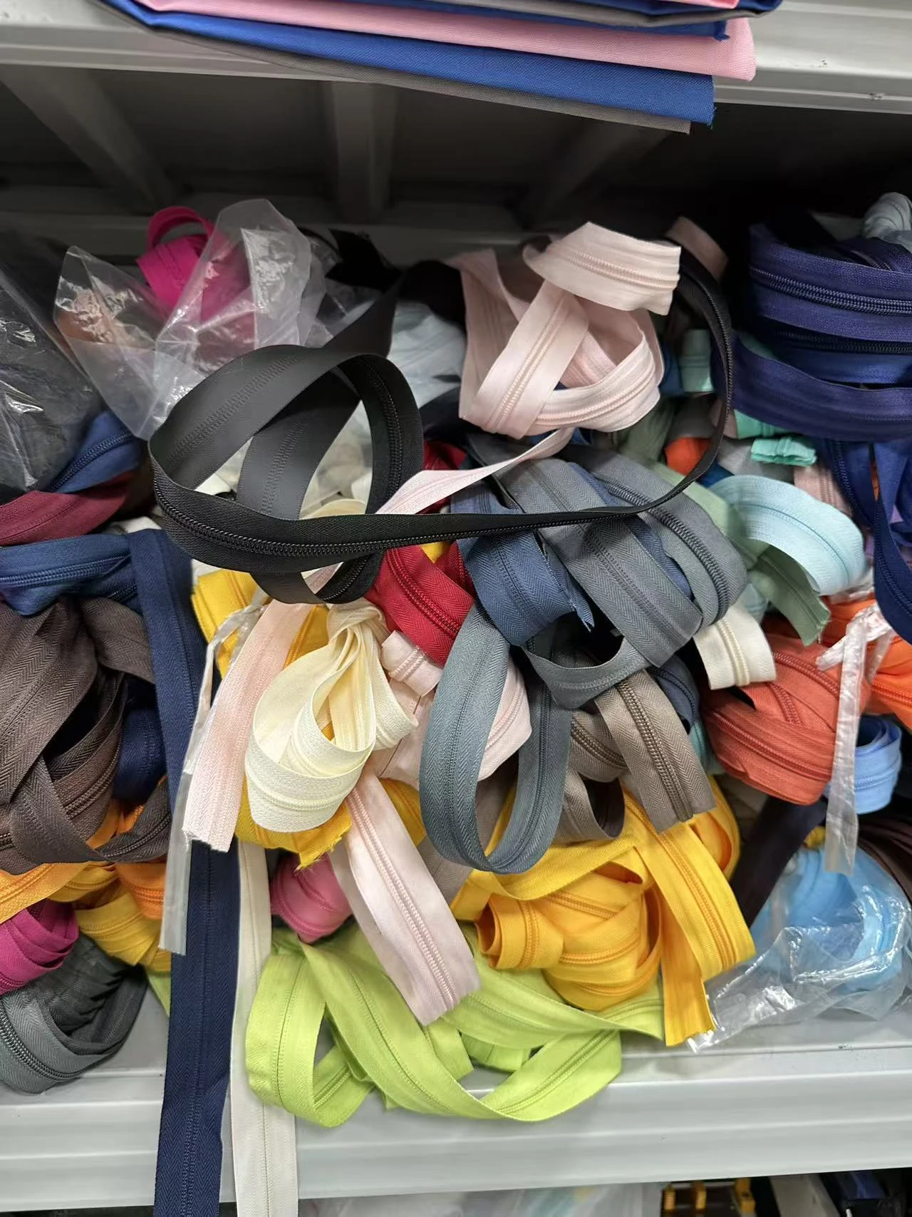Component compatibility at Shenzhen Hongzhao Handbag